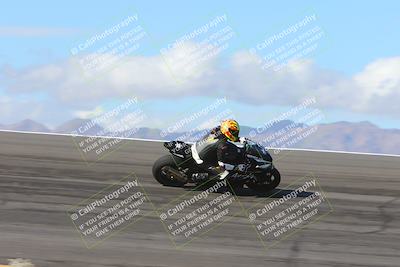 media/Feb-04-2024-SoCal Trackdays (Sun) [[91d6515b1d]]/1-Bowl (950am)/